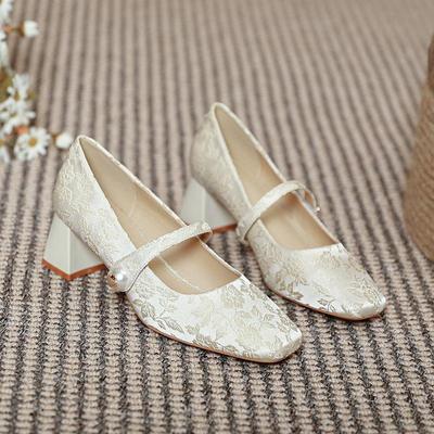 新款高跟女鞋国风新中式珍珠一字带方头粗跟提花玛丽珍单鞋子
