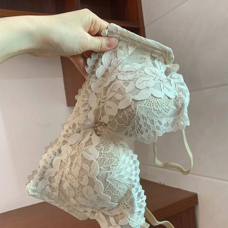 性感文胸内衣女士小胸聚拢蕾丝内裤套装无钢圈上托提胸防下垂胸罩