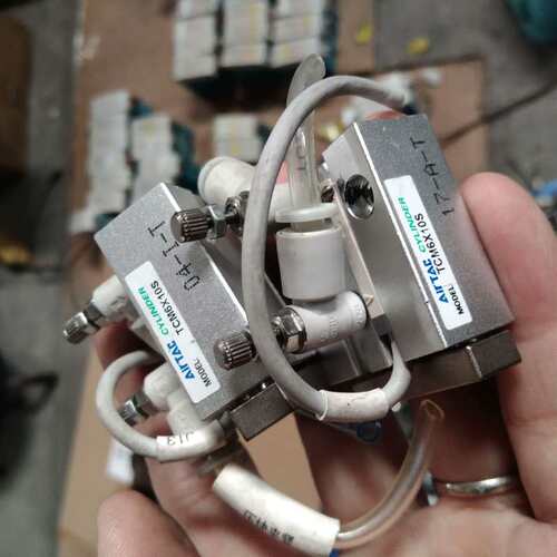 功能正常议价 亚德克原装TCM6X10S三轴气缸，功能包好，成色充新