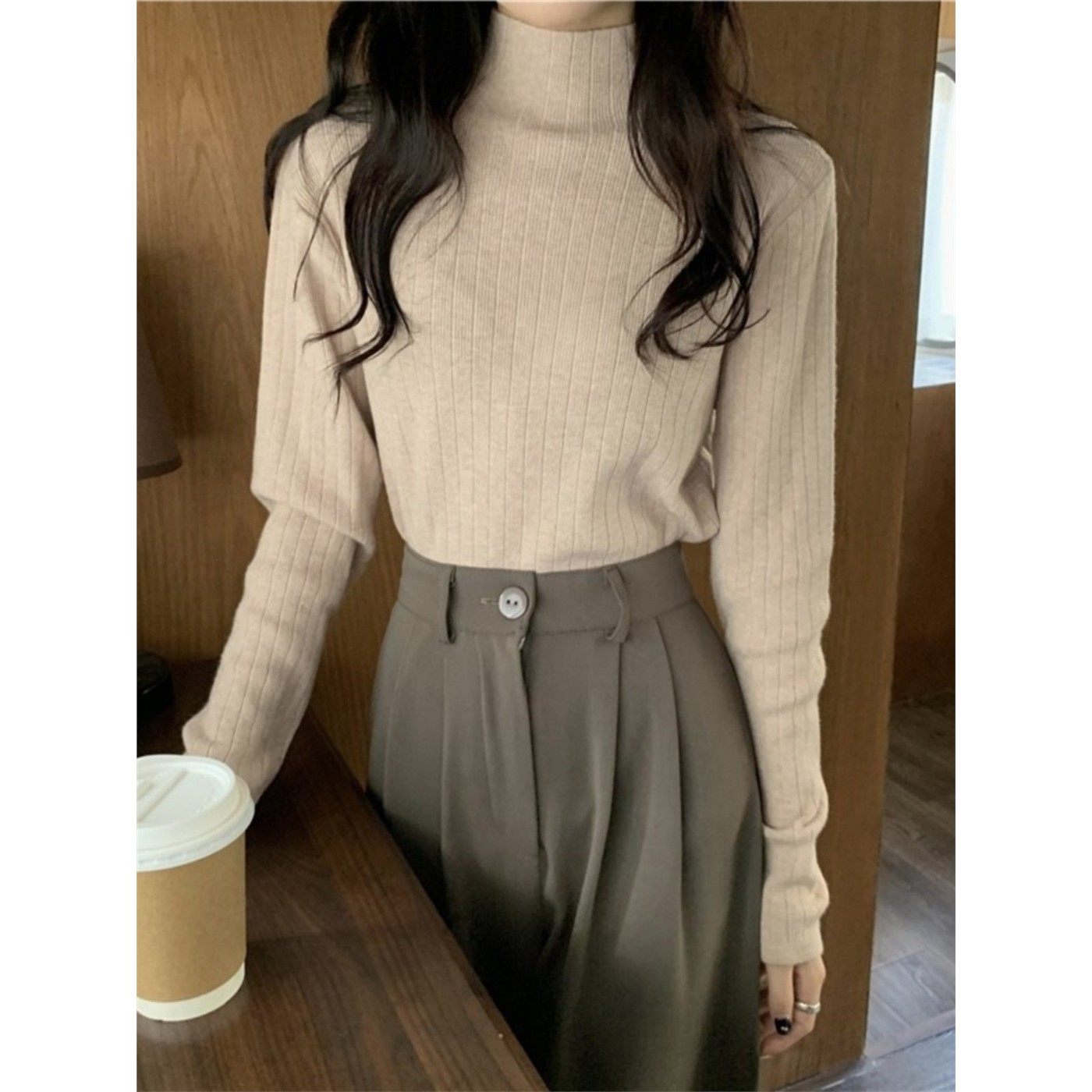 采购产品2025新的女底衬衫，秋冬半高领针织品，春季和秋季针织针