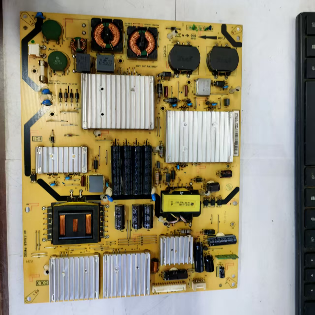 原装TCL L65H8800A 电源板 40-E301C5-PWI1XG 81-PE301C5-PL200AB