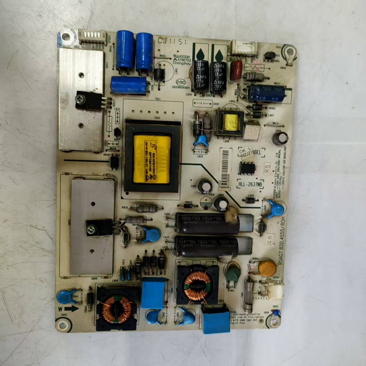原装拆机4针海信LED32K100N电源板RSAG7.820.4555 HLL-2637WB实图