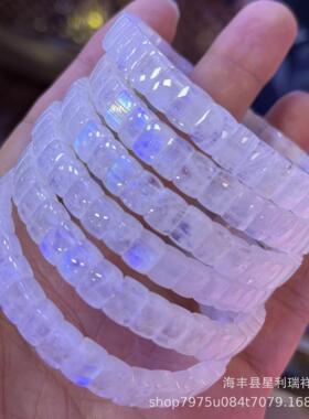 2025天然月光石手串光面方形手排蓝彩光晶体单圈手链蓝月光手牌