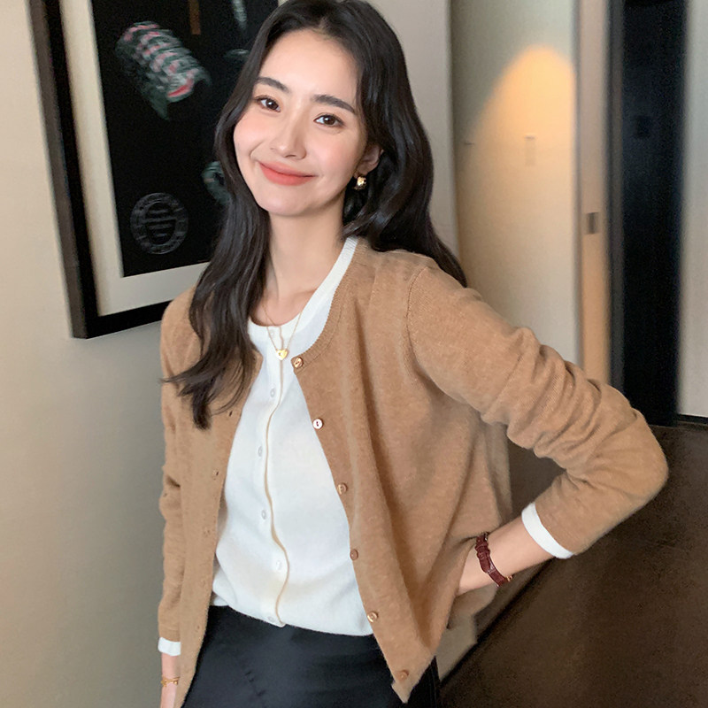 圆领羊绒开衫女秋冬针织衫外套