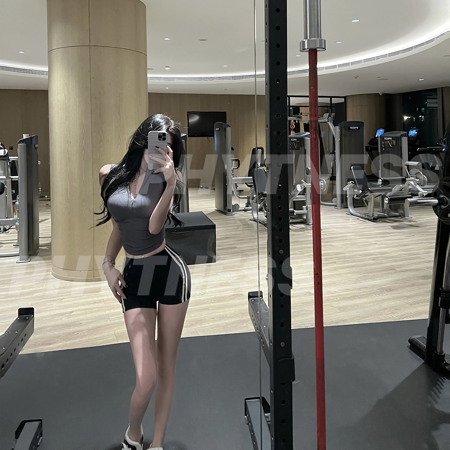 PHYTNESS 2025新品侧边条纹紧身休闲瑜伽裤提臀运动短裤女