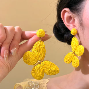柠檬黄！超仙黄色蝴蝶耳环氛围感旅行拍照超上镜耳坠衣服配饰拎环