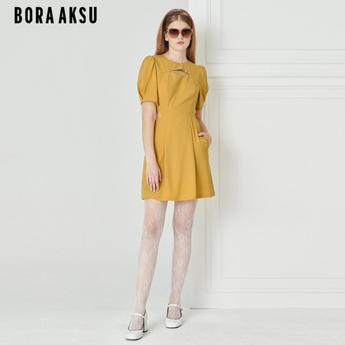 BORAAKSU三醋纤A字褶裥连衣裙