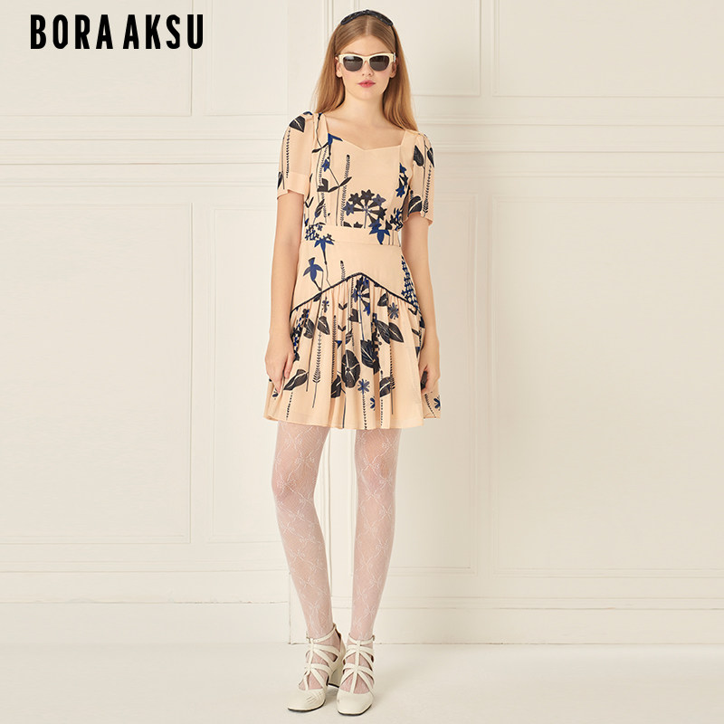 BORAAKSU2024初夏复古钻石领浅杏剪影印花褶裥连衣裙B1ECW61790