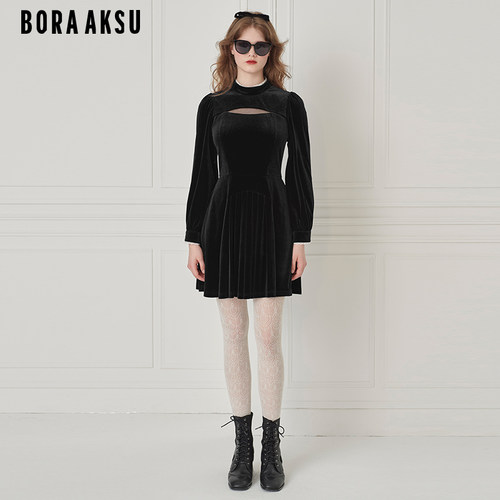 BORAAKSU褶裥丝绒连衣裙小黑裙