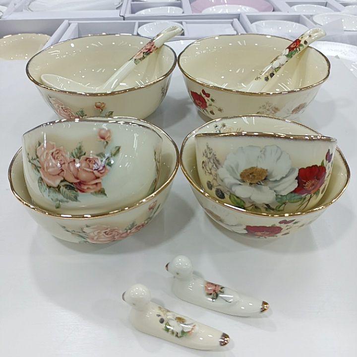 韓國原裝女皇玫瑰金邊陶瓷碗