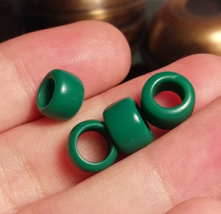老藏手工打磨绿色料器树脂9mm左右大孔道5mm左右百搭diy衬肤色款