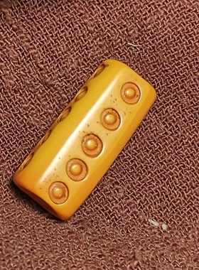 西藏元素老黄色料器咒点图腾一物一图百搭藏饰风格饰品配饰佩珠款