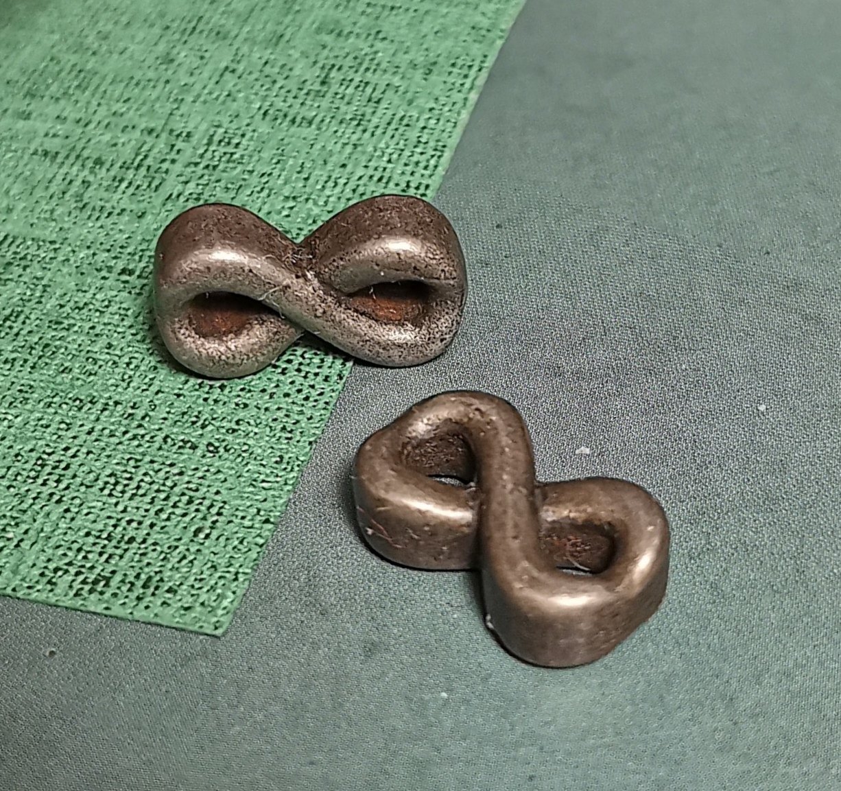 牧区老藏手工寒铁八字环挂扣挂环老气百搭古玩男女diy饰品配饰款