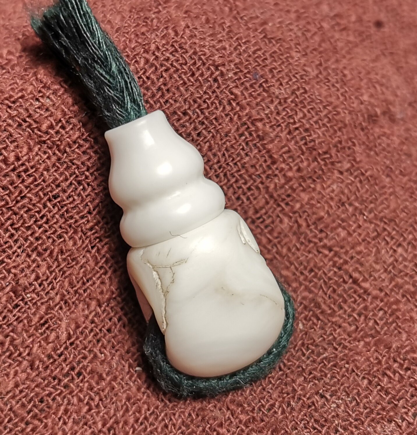 西藏12*25mm老白色法螺三通佛头一物一图锁骨链结尾饰品配饰佛头