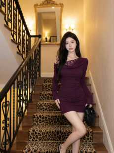 连衣裙女修身 蕾丝拼接露肩长袖 纯欲包臀裙黑色收腰 小鑫轻奢