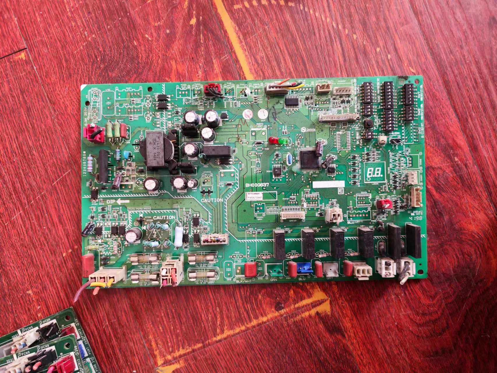 三菱空调BH00G637主板