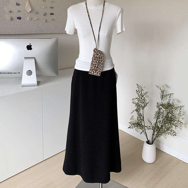 黑色A字半身裙女秋冬宽松显瘦遮胯大摆长裙百搭松弛感伞裙空气层