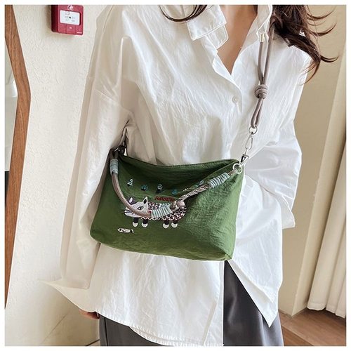 刺绣新款猫咪斜挎包2025单肩包春夏休闲外出通勤托特包百搭手提