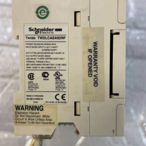 议价-施耐德模块  TM2AMI2HT  功能正常，成色如图。