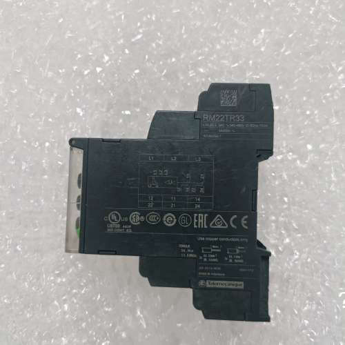 议价-施耐德继电器RM22TR33，拆机现货，成色如图，要的来