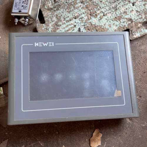 议价-科威HK7000-K触摸屏，24V供电，成色如图，功能完好。