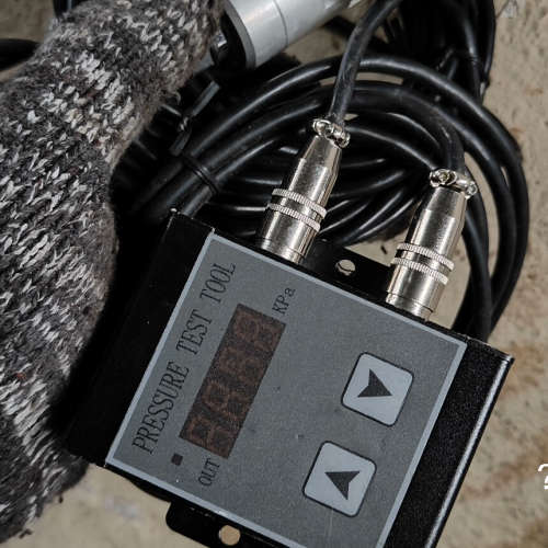 议价-拆机原装正品压力测试工具，功能完好，成色漂亮，轻微使用