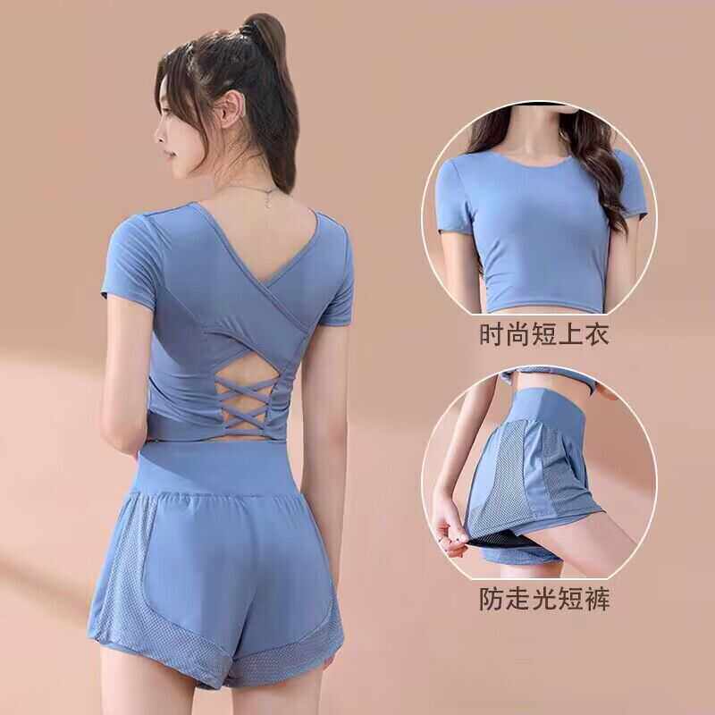 大码运动休闲风套装女2024夏季短款露背上衣短裤速干瑜伽服两件套