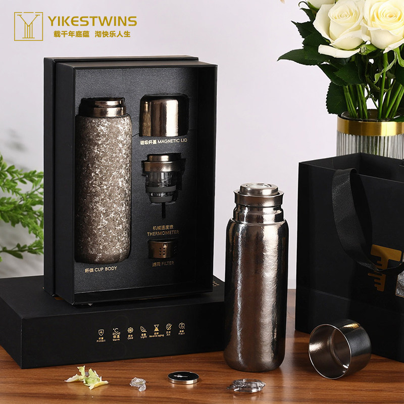 机械温显磁吸杯内外纯钛保温杯