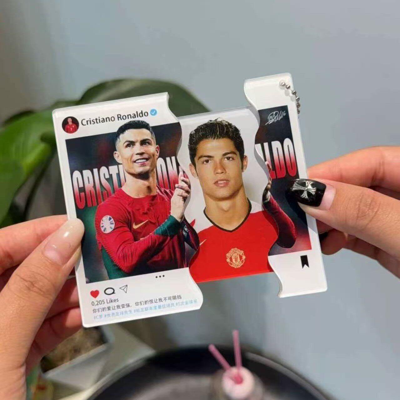 世界杯应援周边抽拉挂件c罗梅西姆巴佩内马尔亚克力蛋足球同款