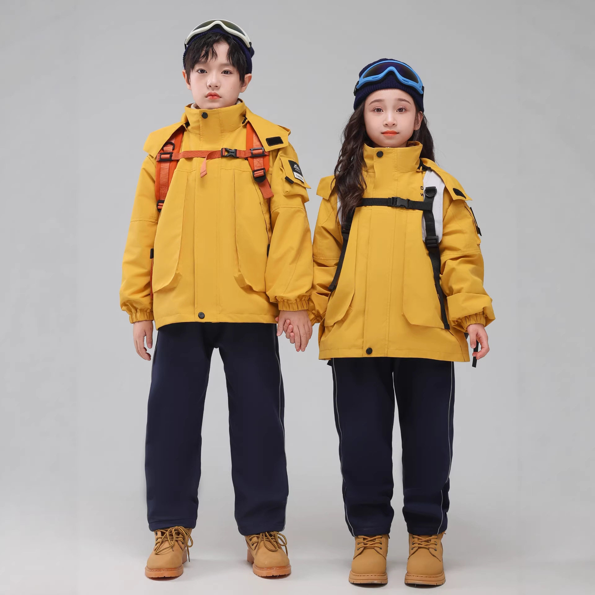 冲锋衣儿童套装三合一套装可脱卸户外服装小学生校服幼儿园服班服