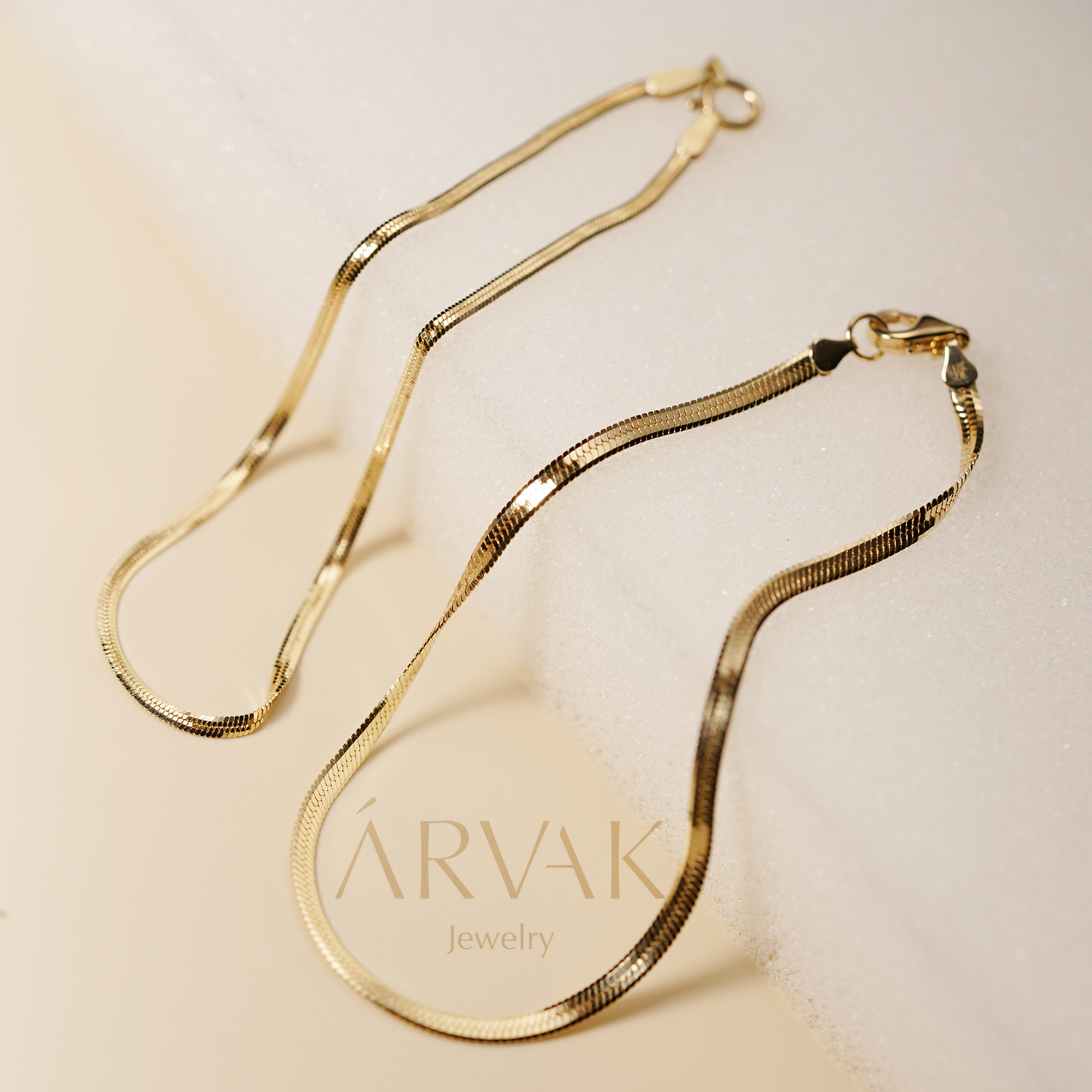 Arvak |光之颂歌| 18k金扁蛇骨手链闪亮光滑宽蛇骨基本款素金手链