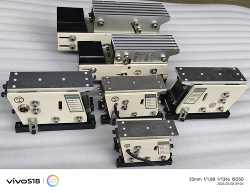 振动盘送料器LWCL直振平送LWPZ配重直振80.100.120.160.192等型号