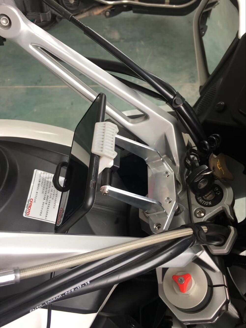 春风国宾650TR-G改装手机支架专用导机支夹手航架车把拓展支架。