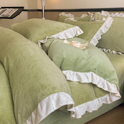 高档雕花牛奶绒四件套小清新被套