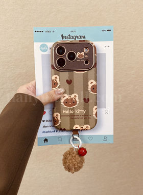 恬妤 秋冬复古绿色条纹kt猫适用于苹果17pro手机壳iphone16promax新款15皮质13pro毛球挂件16斜挎绳14pro可爱