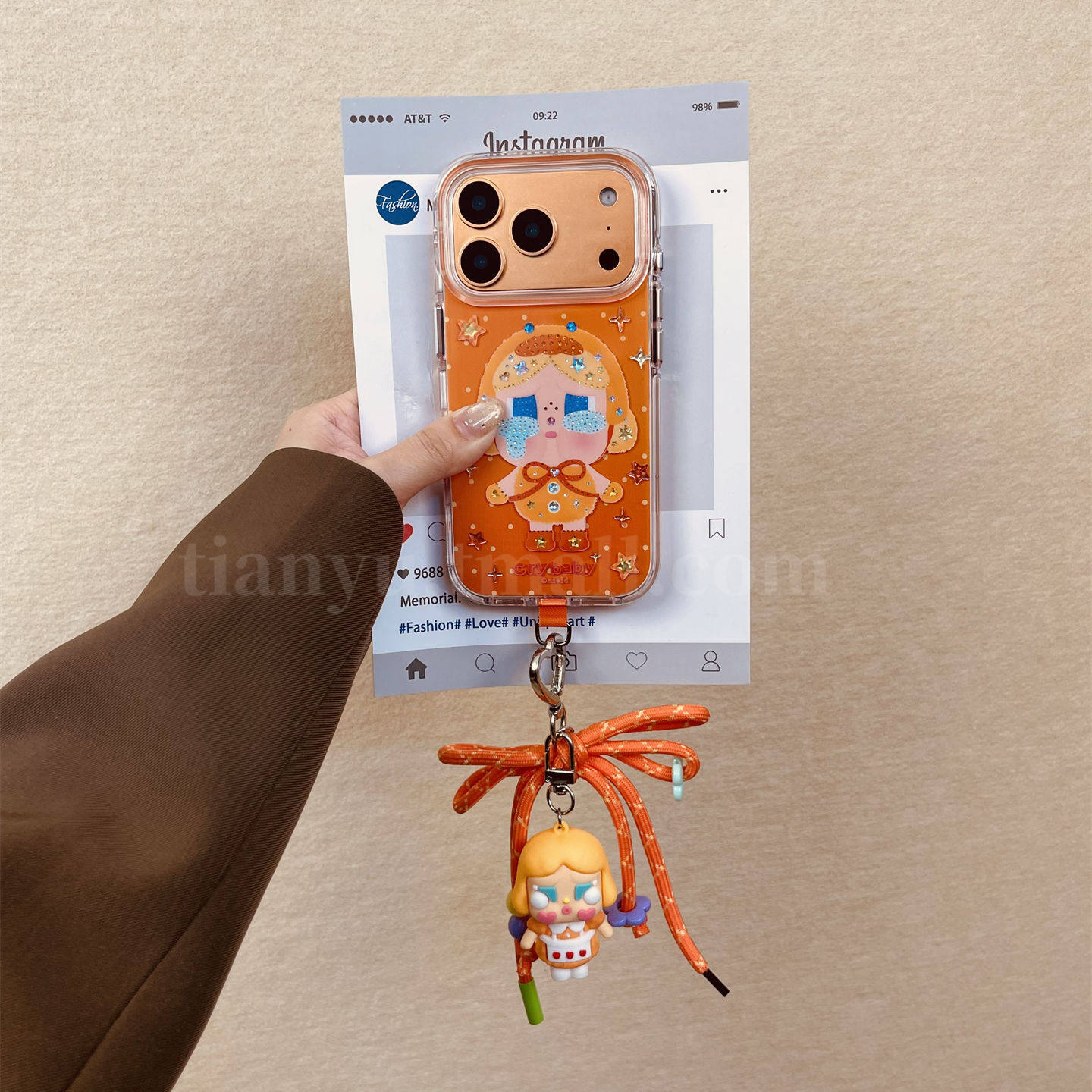 iphone系列可爱闪钻哭娃手机壳