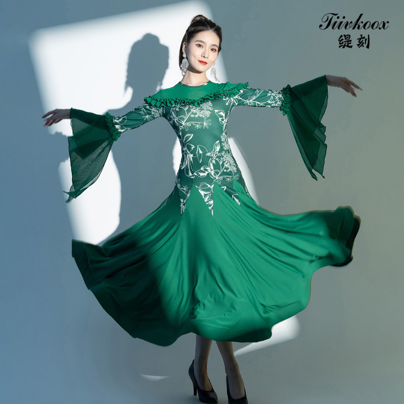 摩登舞裙女新款国标舞华尔兹交际舞拉丁喇叭袖大摆练习表演连衣裙,运动/瑜伽/健身/球迷用品,摩登舞套装(含演出服),淘宝优惠券,粉丝福利购,淘宝优惠卷