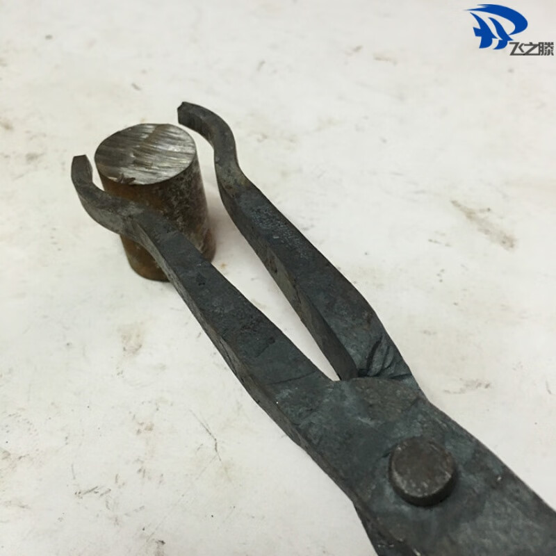 冲压钳子夹子锻造铁钳铝棒钳夹坩埚钳圆口钳火钳夹圆钢产品钳冲压