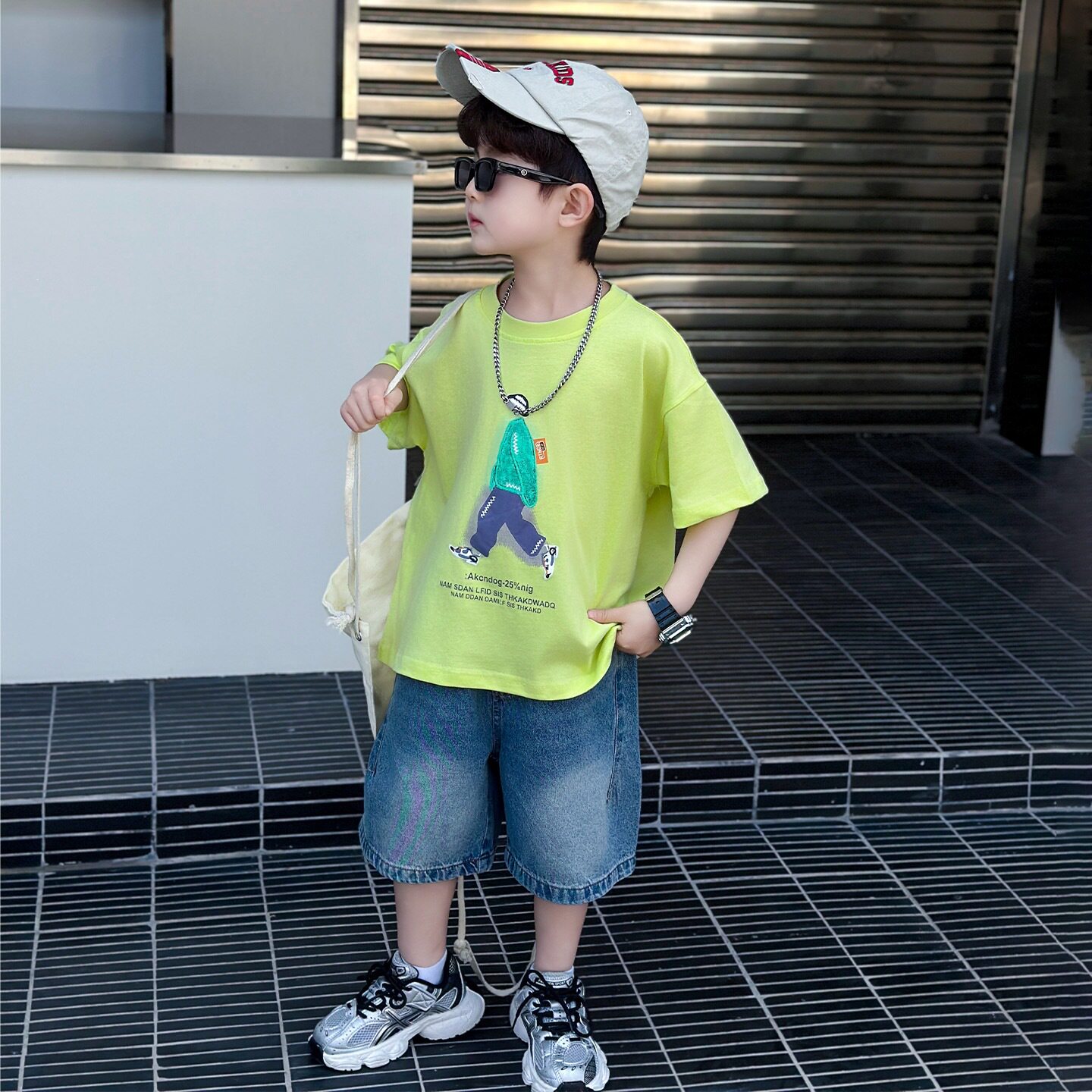 男童夏季短袖T恤2026新款小童薄款男孩宽松体恤套装夏装洋气上衣t