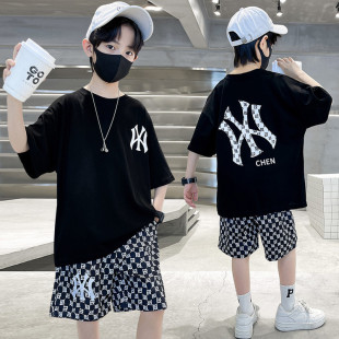 男童时髦夏装短袖套装2026新款中大童夏季儿童中裤洋气男孩两件套
