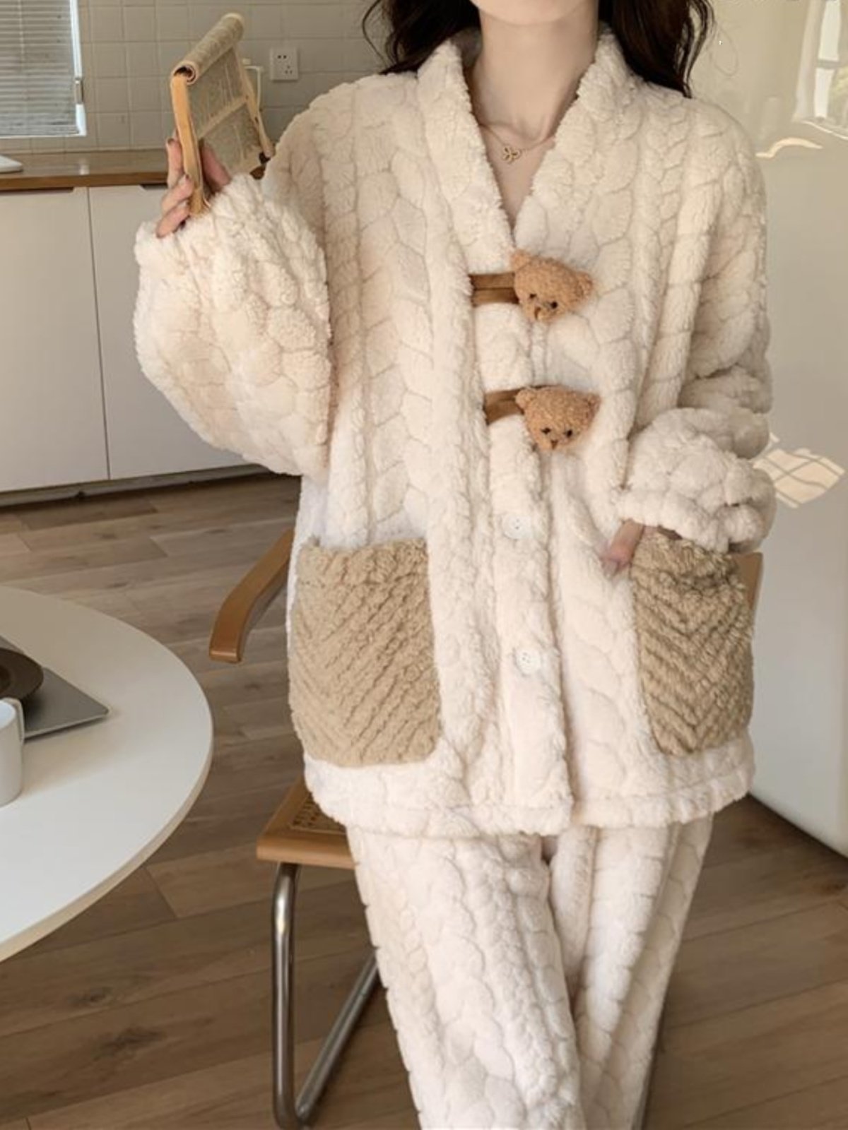 珊瑚绒睡衣女款2025新款冬季保暖加绒加厚秋冬可爱小熊套装家居服,女士内衣/男士内衣/家居服,睡衣/家居服套装,淘宝优惠券,粉丝福利购,淘宝优惠卷