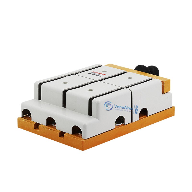 HS11F-400/38 400A  双电源转换闸刀 三相三线 双投 倒顺刀开关