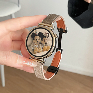 适用华为GT5/gt4表带智能手表watch4pro手表带watchgt3腕带新款gt3皮质gt2荣耀gs3i秋冬磁吸gt6女士专用高级