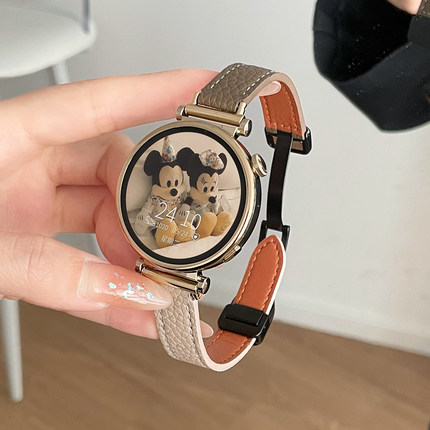 适用华为GT5/gt4表带智能手表watch4pro手表带watchgt3腕带新款gt3皮质gt2荣耀gs3i秋冬磁吸41mm女士专用高级