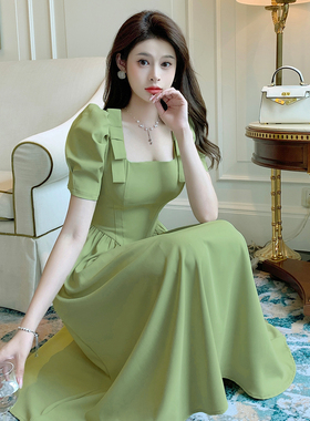 高级感绿色泡泡袖连衣裙女夏气质绝美蝴蝶结茶歇裙显瘦法式温柔风