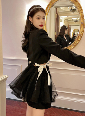 小个子短款俏皮活泼套装女秋季新款高级感蝴蝶结黑色两件套收腰