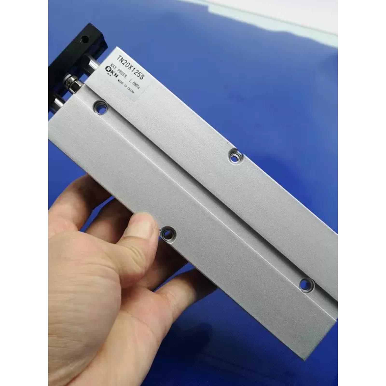 双轴双杆气缸TDA/TN10X10/20X25/32X30/40/50/100/125-S