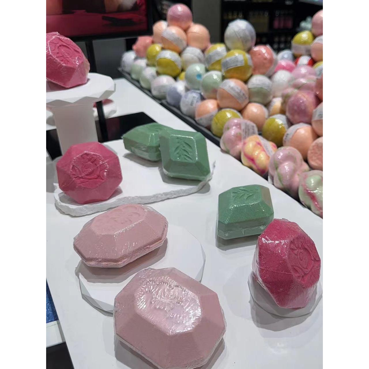 stenders/施丹兰鎏金琥珀气泡弹松果梦境心动泡泡浴球木兰花