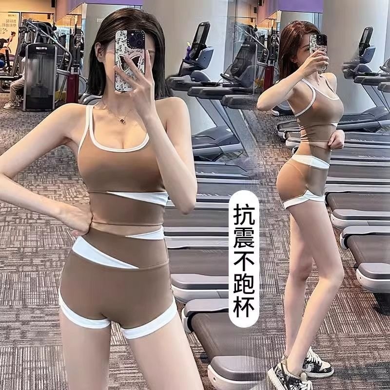 运动套装女新款瑜伽服跑步健身速干衣大码短袖两件套防走光三分裤