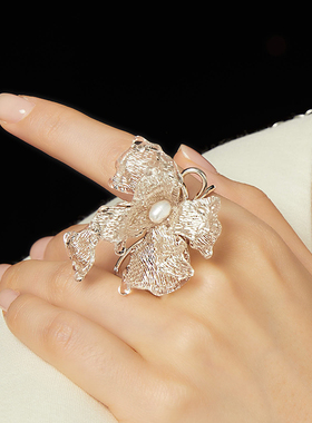 新款ATRIAL SENSING轻奢高级感优雅原创设计个性小众银色蝴蝶戒指